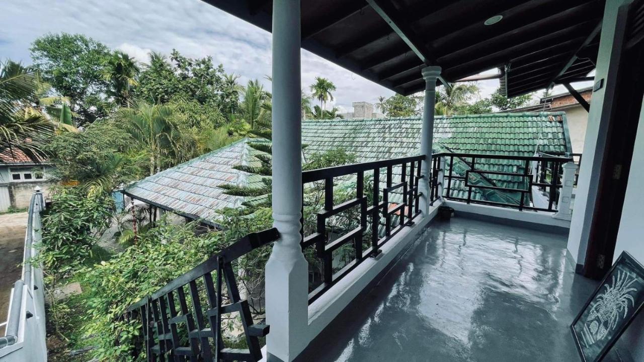 Rituale Guest House - Surf & Yoga Мірісса Екстер'єр фото