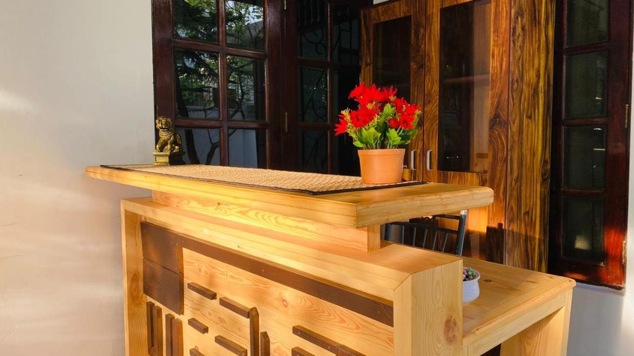 Rituale Guest House - Surf & Yoga Мірісса Екстер'єр фото